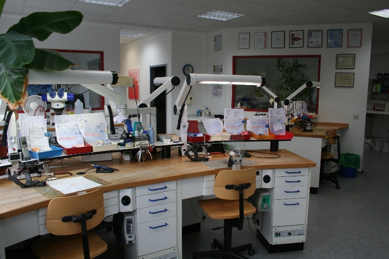 Zahntechniklabor-Juergen-Scharrer-Roethenbach.jpg